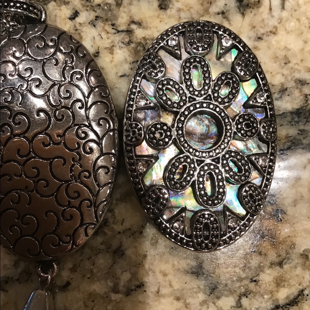 Beautiful abalone inset locket necklace